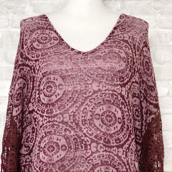 HOLLISTER Bohemian Burgundy Shawl Poncho Cardigan with Fringe Detail Size XS/S - Picture 4 of 11